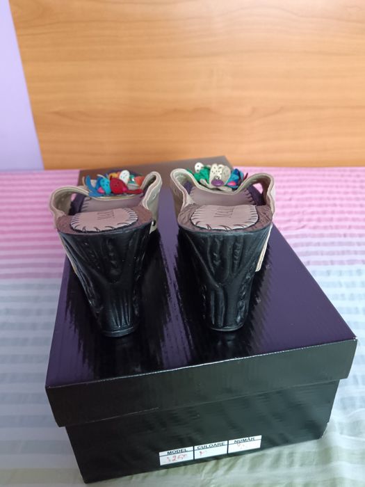 Vând Saboți Damă cu Platforma Mărimea 38