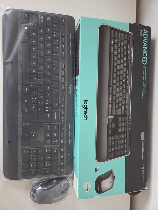 Logitech MK520 Безжична Френска клавиатура без мишка
