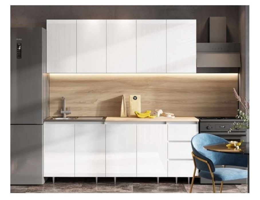 Продам 2х комн квартиру 2этаж.