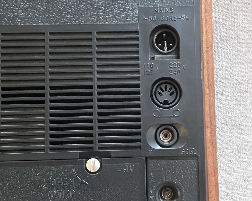 Radio Selena B211 ZENIT USSR multiband LW MW SW FM vintage