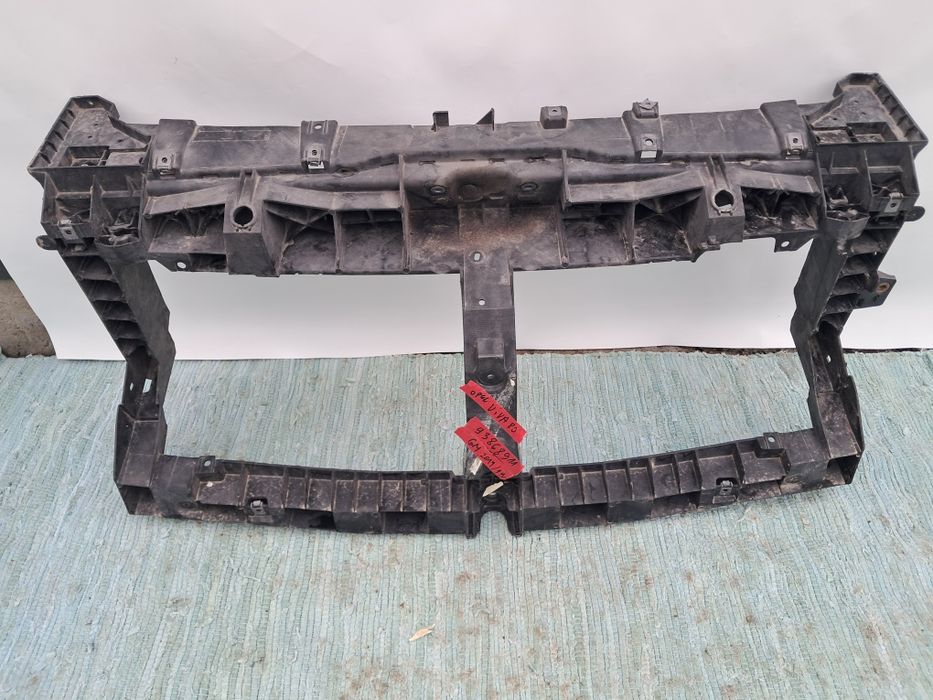 Очиларка преден панел  Opel  Vivaro 2014/2019Г