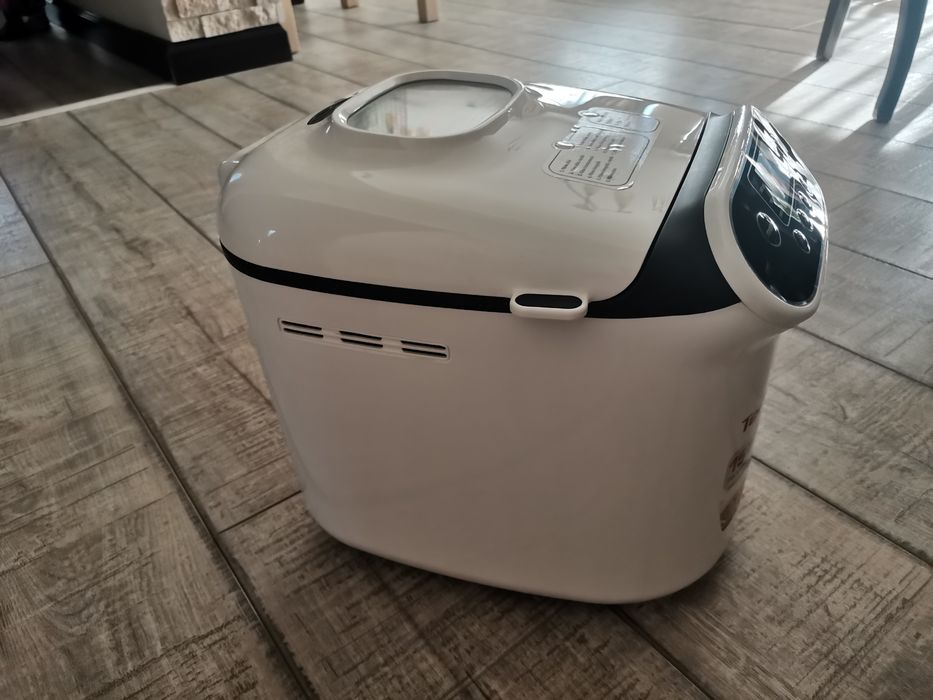 Mașina de pâine Tefal Uno