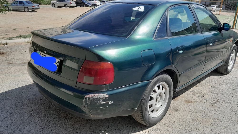 Ауди А4 ………………..