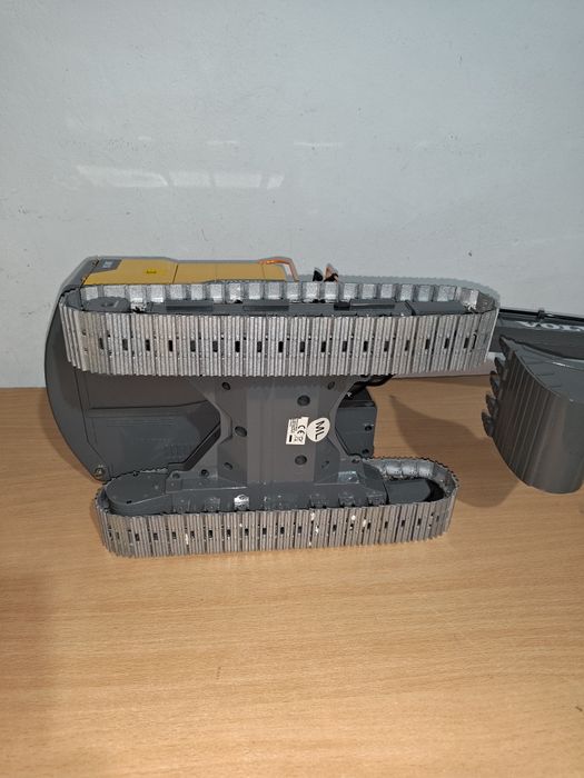 Automodel excavator radiocomanda 1/14