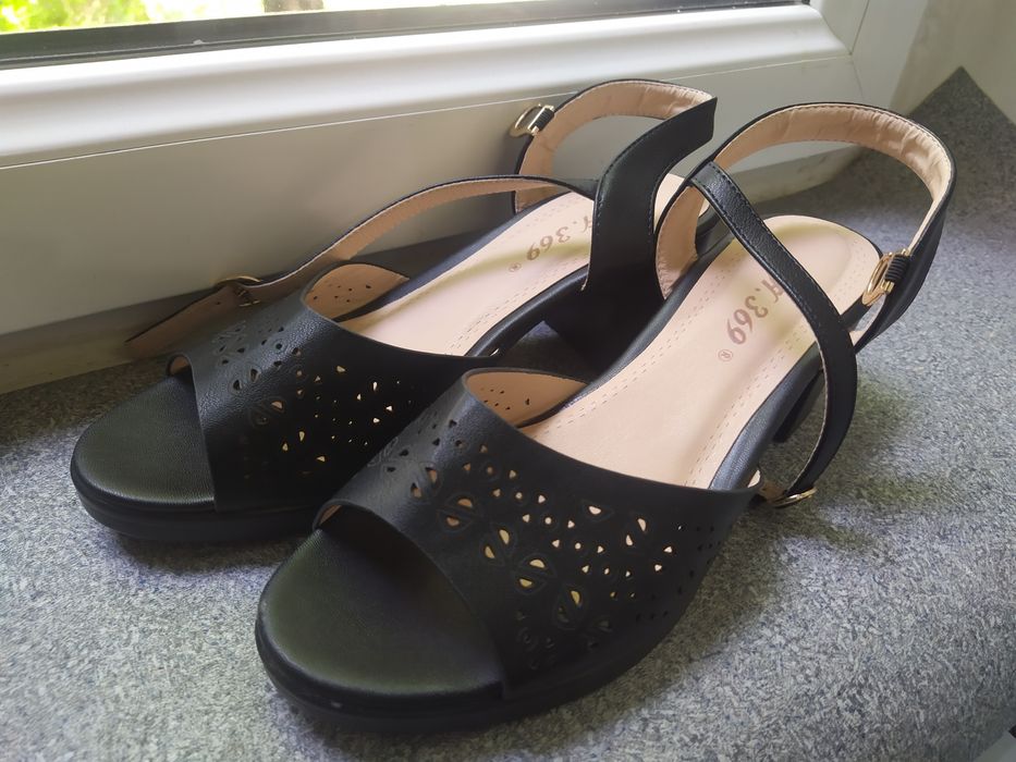 Босоножки 39 размер