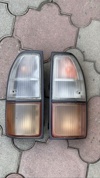 Задние фонари Toyota Prado 95
