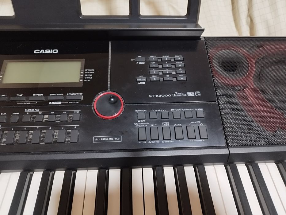 Синтезатор Caslo CTX 3000