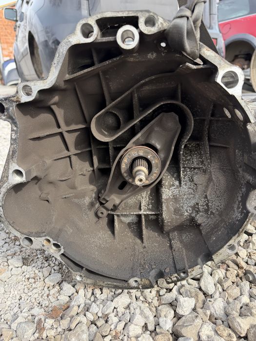 6 степенна ръчна скоростна кутия Volkswagen Passat 5.5 4x4