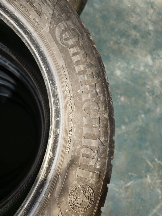 4x 215/55/17 VARA CONTINENTAL Stare impecabila