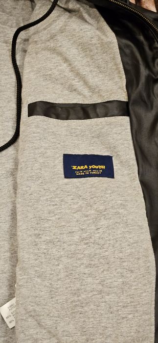 Продавам кожено яке на ZARA M размер