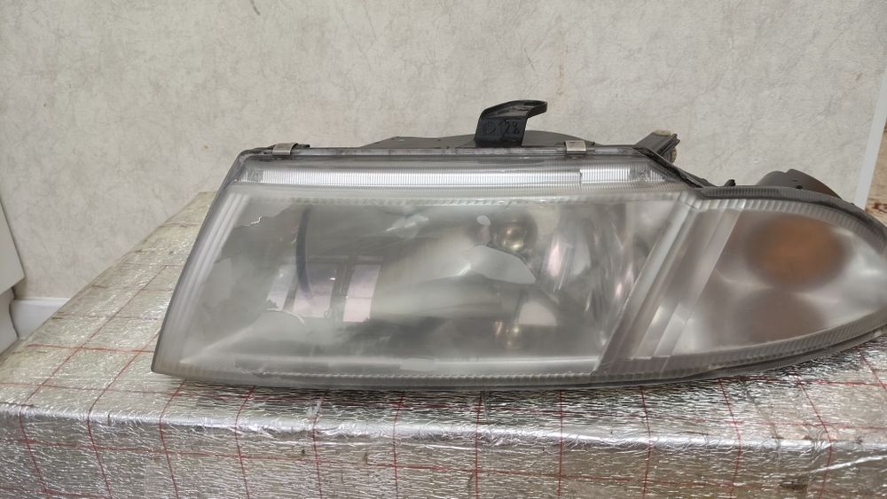 продам фары мицубиси каризма