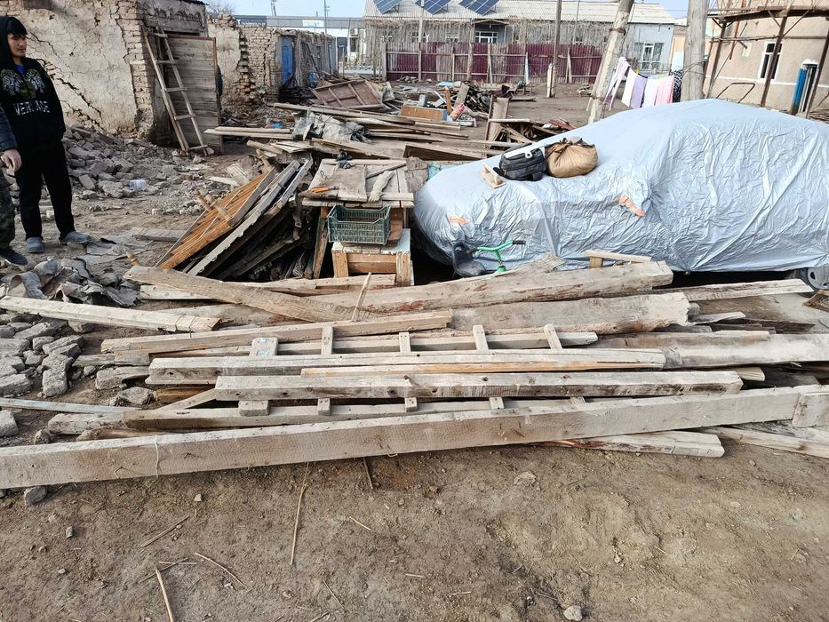 Shiqqan ag'ash bar satiladi kelisimli baxada