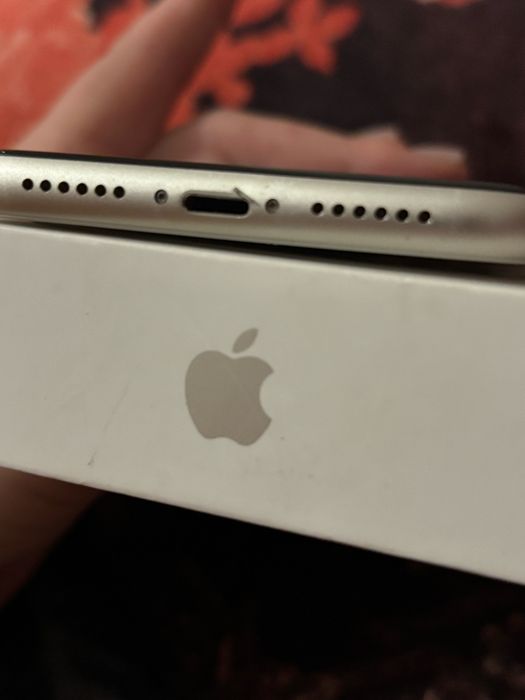 Apple. Iphone 11