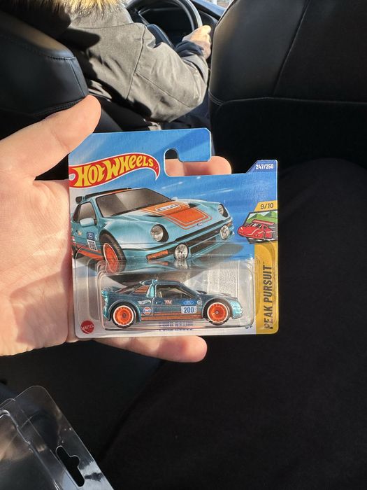 Hot wheels sth ford rs200