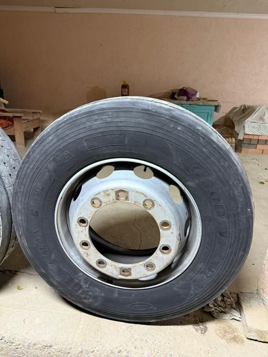Безкамерки передние  315/70/22.5 GOODYEAR