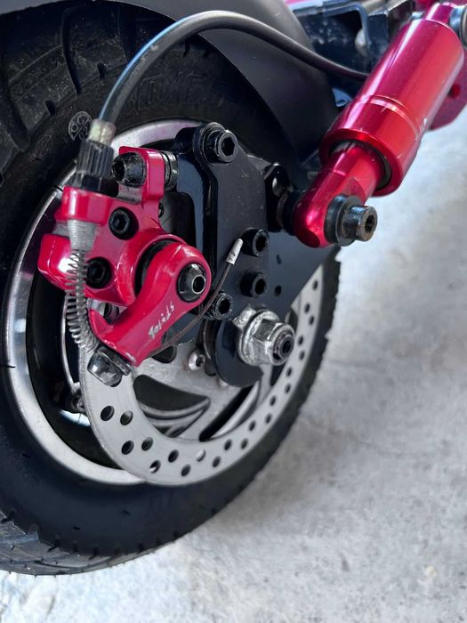 Vând trotinetă electrică KuKirin M4, în stare bună de funcționare.