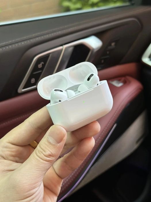 Airpods pro2  ( 3rd generation , 4th generation, 5th generation )