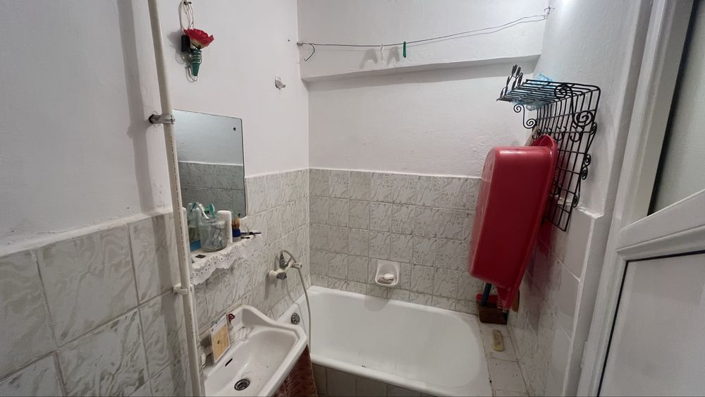 Garsoniera de vanzare