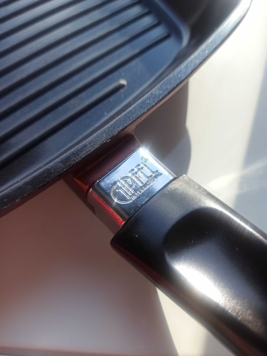 Продам сковороду - гриль Gipfel