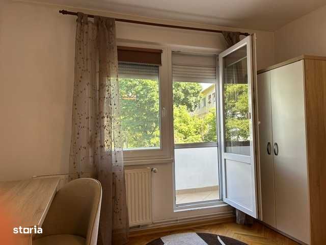 Apartament 2 camere decomandat, zona Cornișa