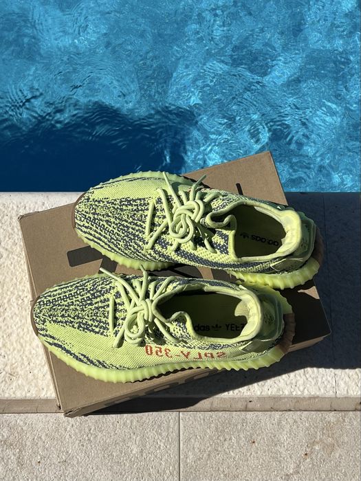 Yeezy Boost 350 V2 Semi Frozen Yellow