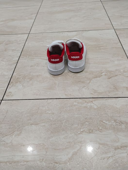 Adidași firma adidas Nr 29