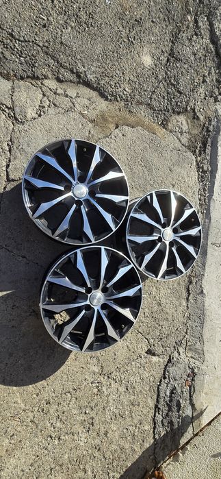 Диски 3 штуки б/у