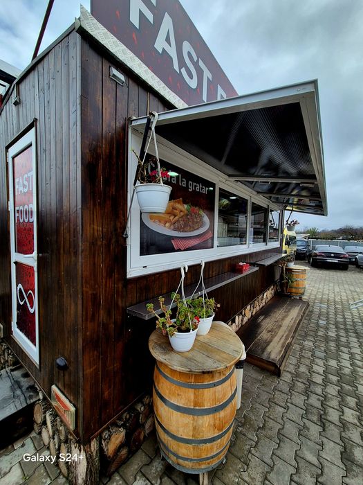 Rulota Fast-Food. De Vânzare
