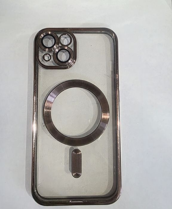 Продам новый чехол на айфон 13