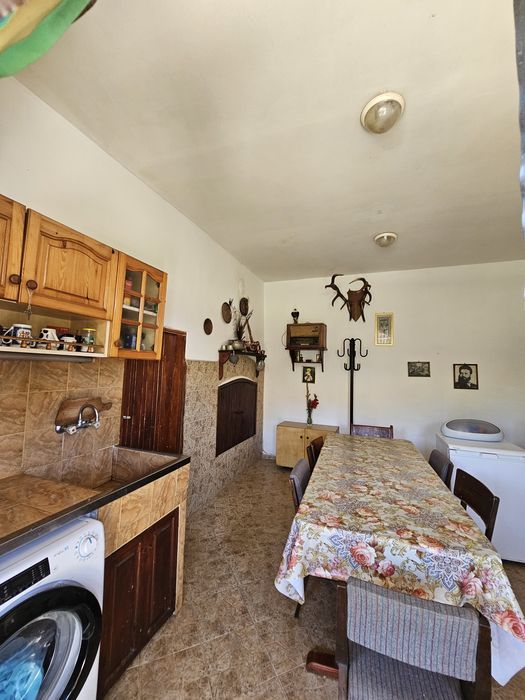 Продава се Къща в с. Мировци, Област Шумен - 90 кв.м за 522 €/кв.м - Снимка #2