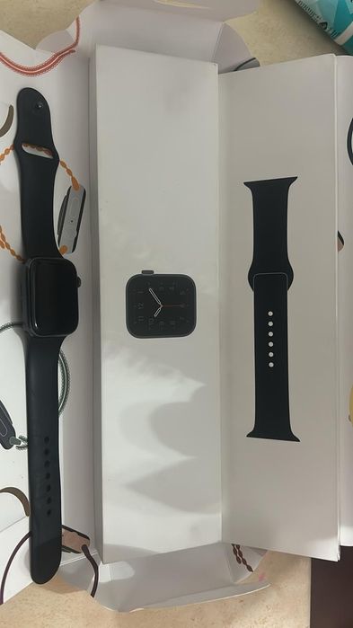 iPhone 14 256gb 85% + apple watch SE