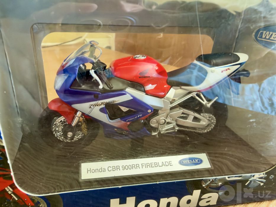 Продаю модель 1:43 Honda CBR 900RR Fireblade — WELLY 1:18