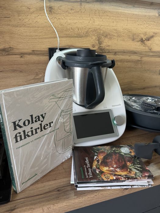 Продам Thermomix TM6