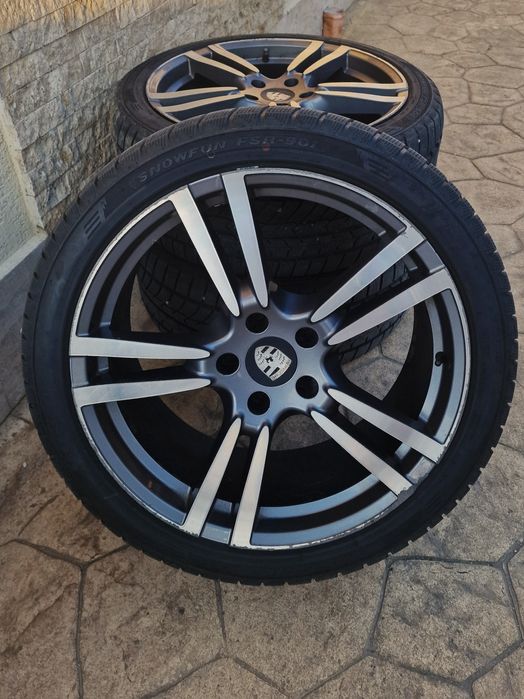 Vand 3 jante porsche 21 inch cu cauciucuri 295/35/21