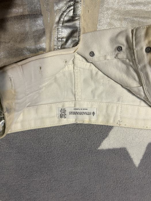 Сребърни къси панталони