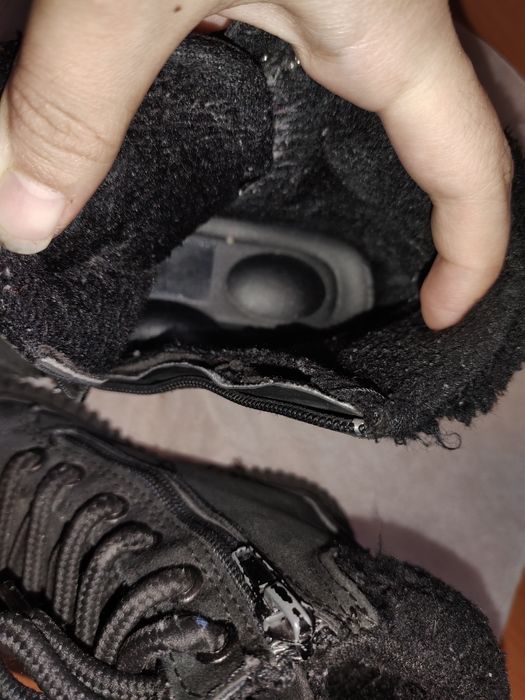 Демисезонные юнисекс ботинки на мальчика или на девочку 27р на замке