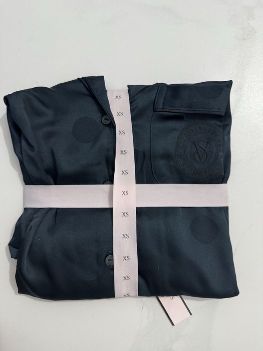 Pijama victoria Secrets marimea cs