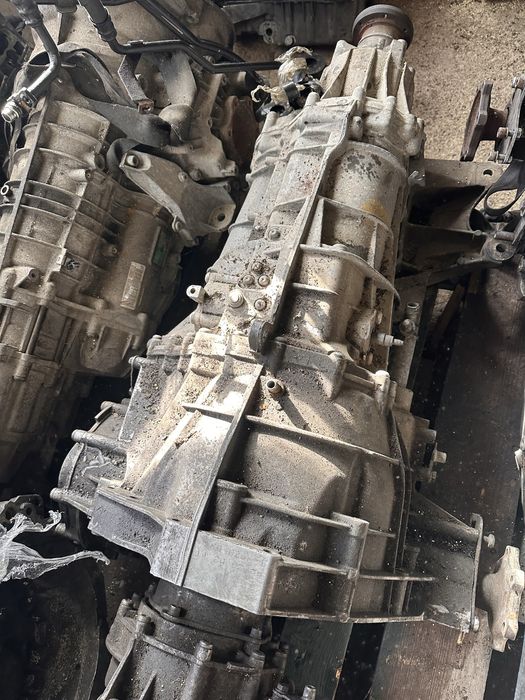 Скоростна кутия с код HRQ от ауди а4 б8 3.2 фси / audi a4 b8 3.2fsi