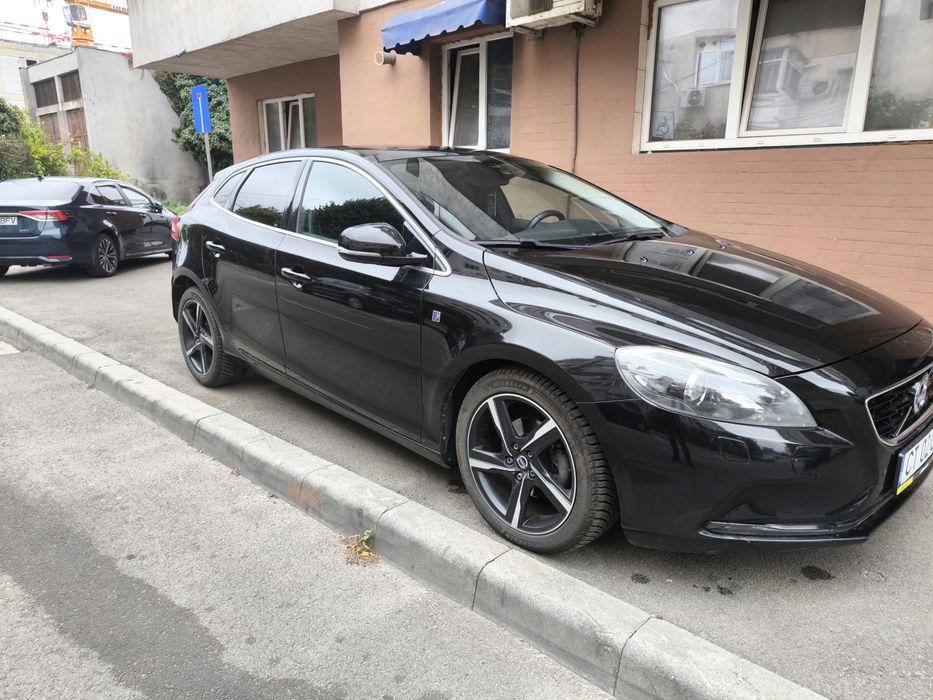 VOLVO V40 2015 — imagine 2