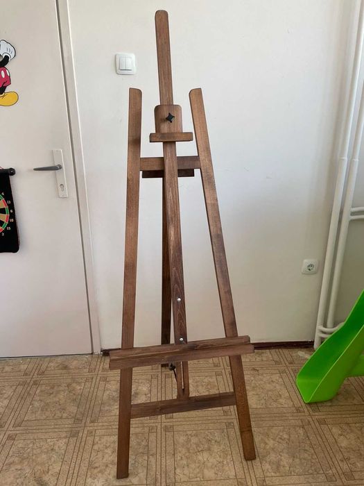 Продавам статив за рисуване - нов