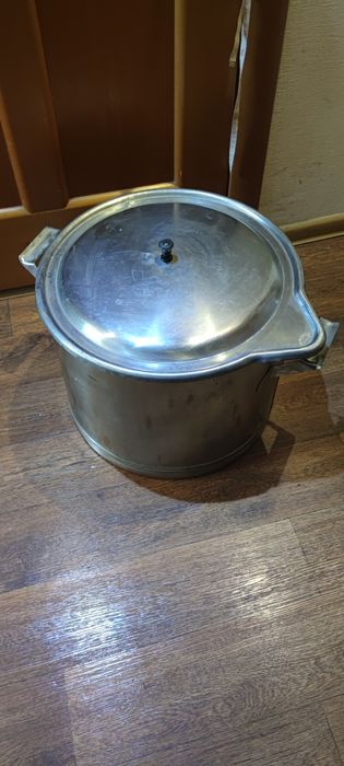 Кастрюля 30 литровпя