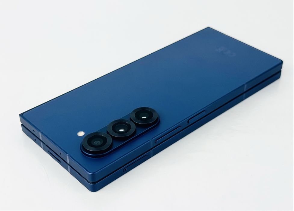 Samsung Galaxy Z Fold 6 5G 512GB 12RAM Navy Отличен! Гаранция!