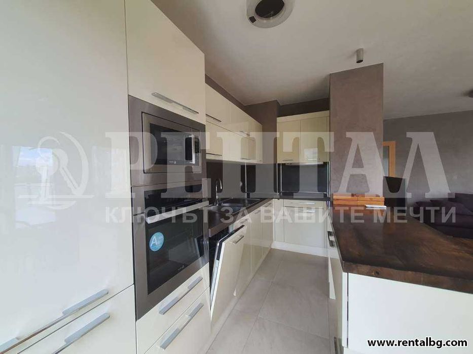 Дава се под наем Многостаен апартамент в Пловдив, Кършияка - 150 кв.м за 850 € - Снимка #4