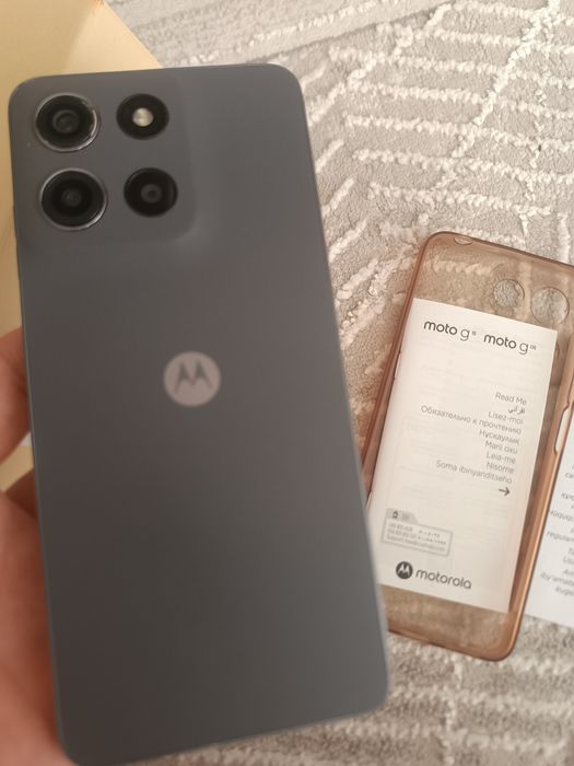 Телефон moto g15