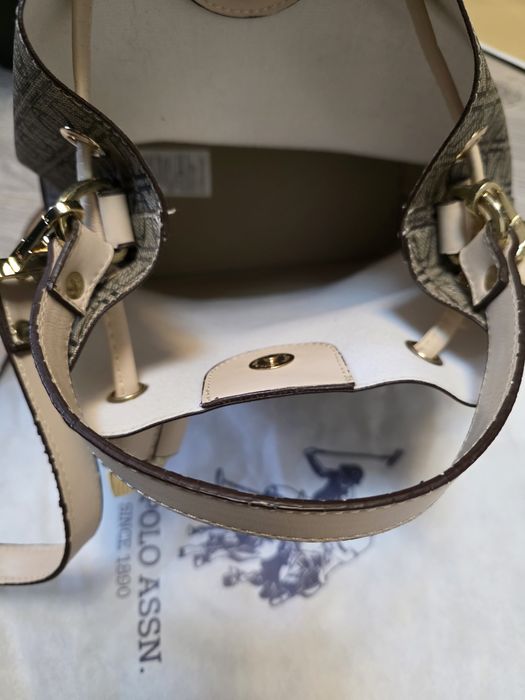U.S. Polo Assn. Дамска чанта  в бежово