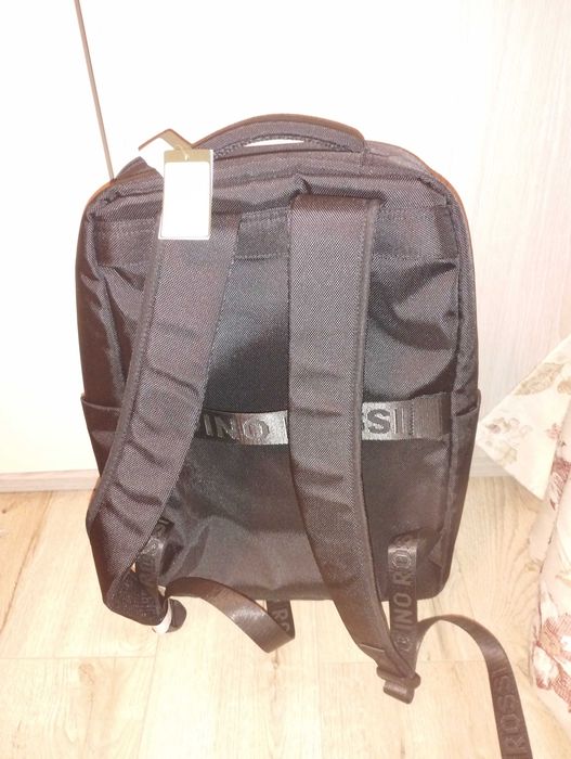 Vând rucsac pentru laptop Gino Rossi