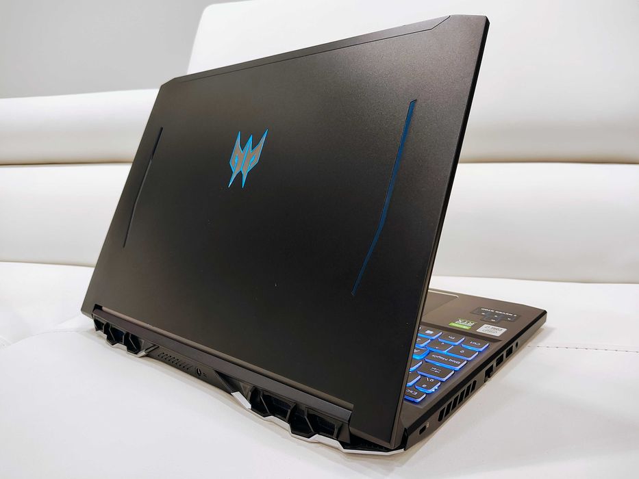Laptop gaming acer Predator intel core i7-10750H ,video 8 GB RTX 2070