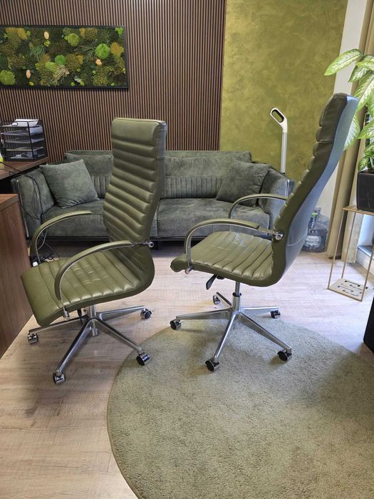 Scaune directoriale Mobexpert – 1.500 lei/buc