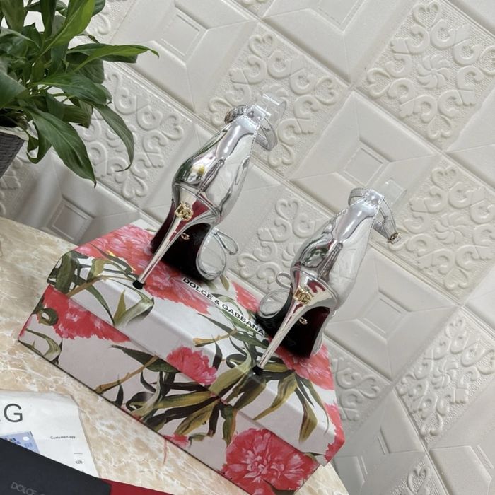 Стальные каблуки под бренд  DG.