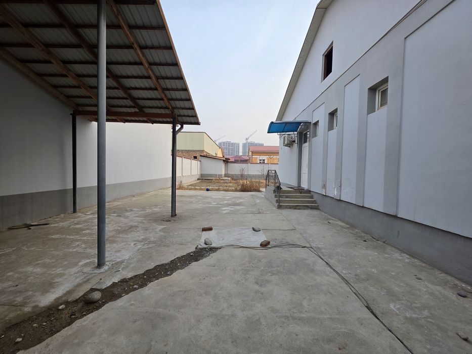 Коттедж 6 сотик  сотилади